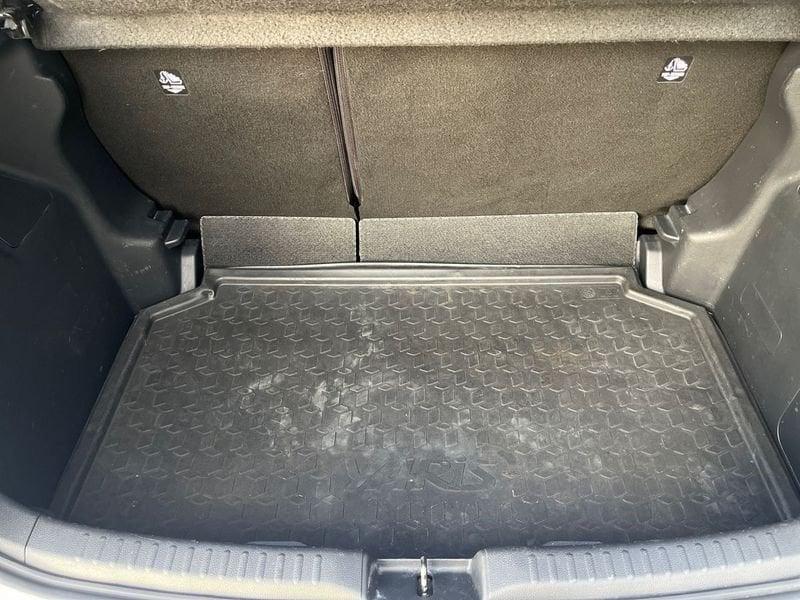 Toyota Yaris Yaris 1.5h Trend