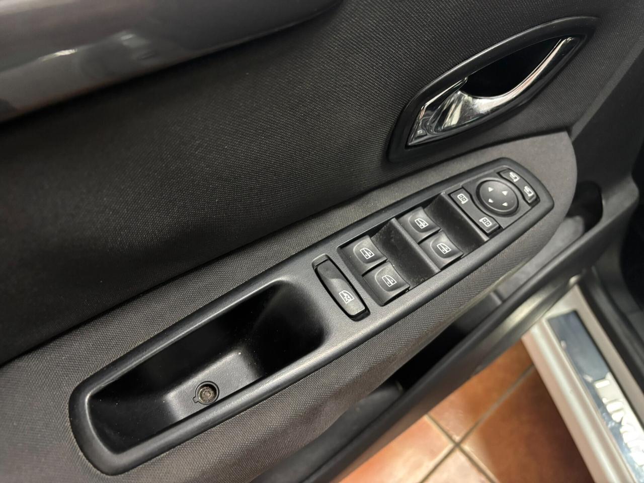 RENAULT SCENIC X-MOD 2015 DIESEL
