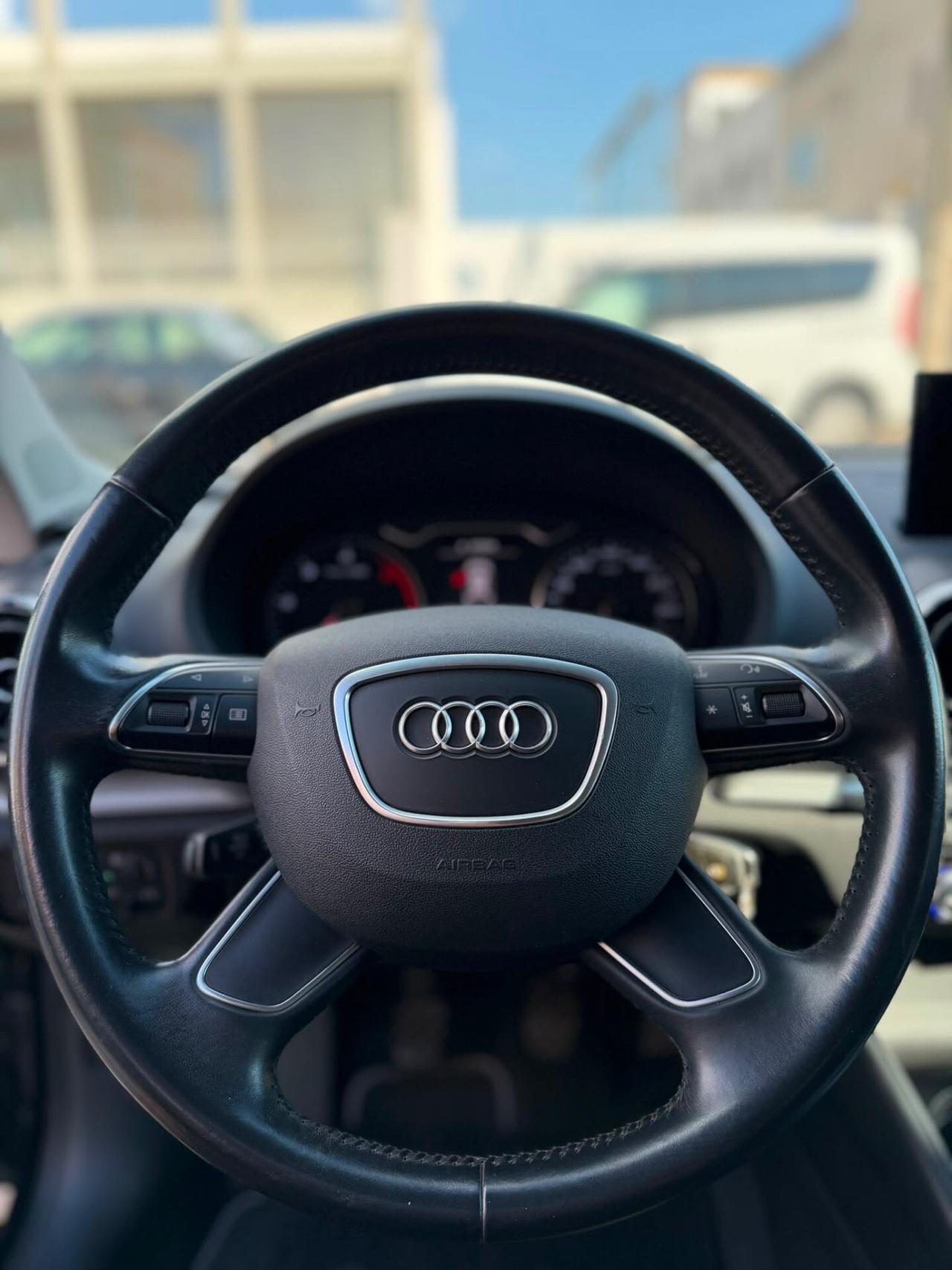 Audi A3 SPB 1.6 TDI Business-2016 NAVI/MISTO PELLE