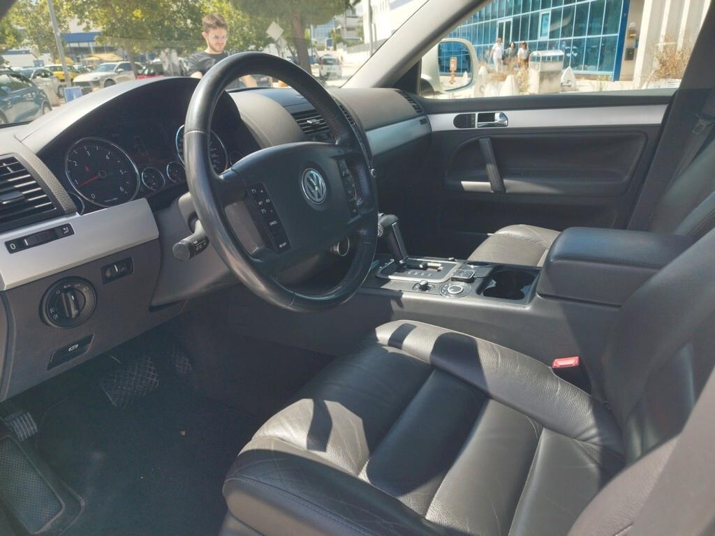 Volkswagen Touareg 3.0/240CV V6 TDI DPF tip. Executive