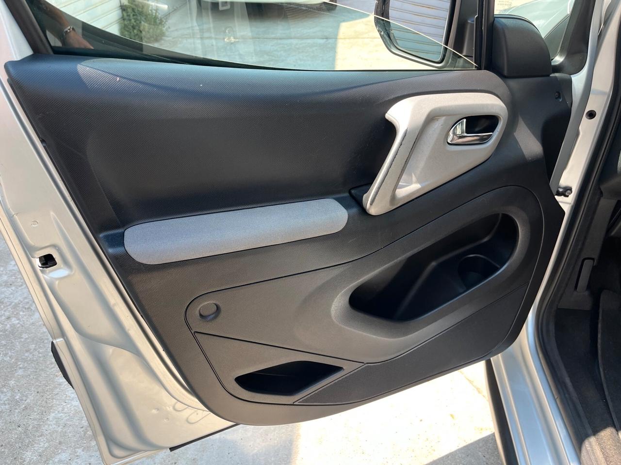 Peugeot Partner Tepee 1.6 VTi 120CV Outdoor GPL