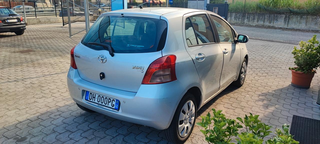 Toyota Yaris 1.3 5 porte Sol