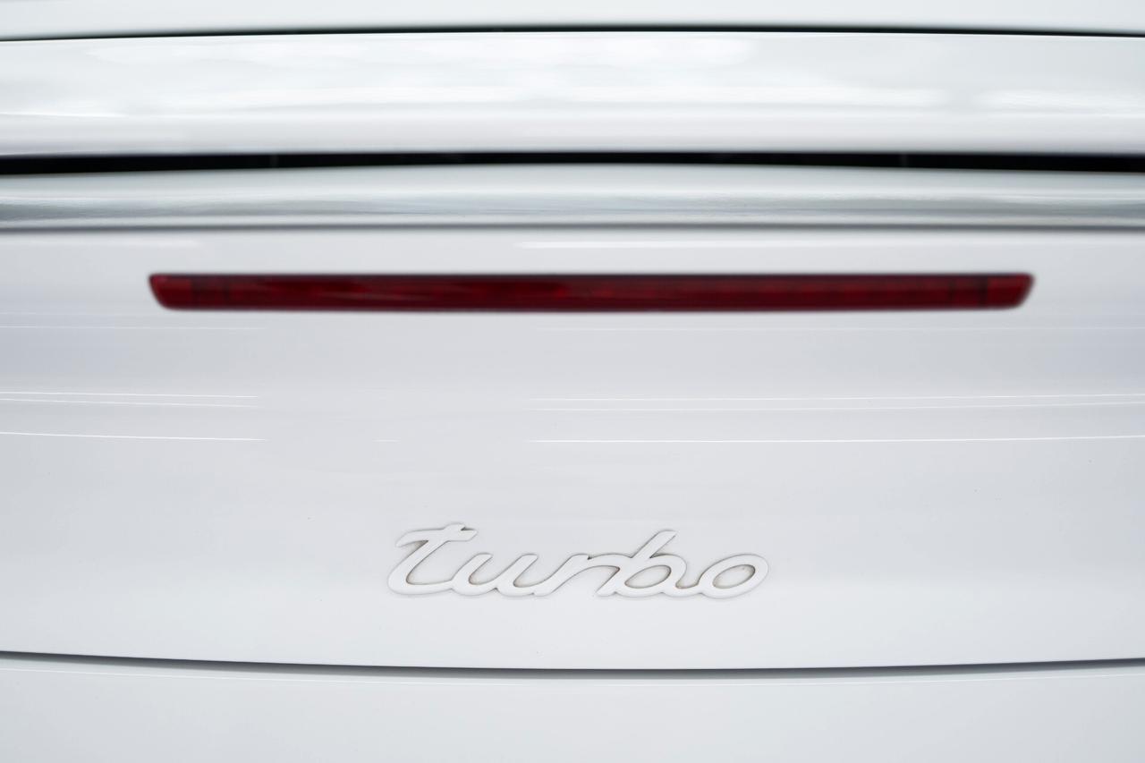 Porsche 911 Turbo Coupé MANUALE