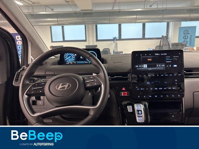 Hyundai Staria 1.6 HEV LUXURY 2WD AUTO