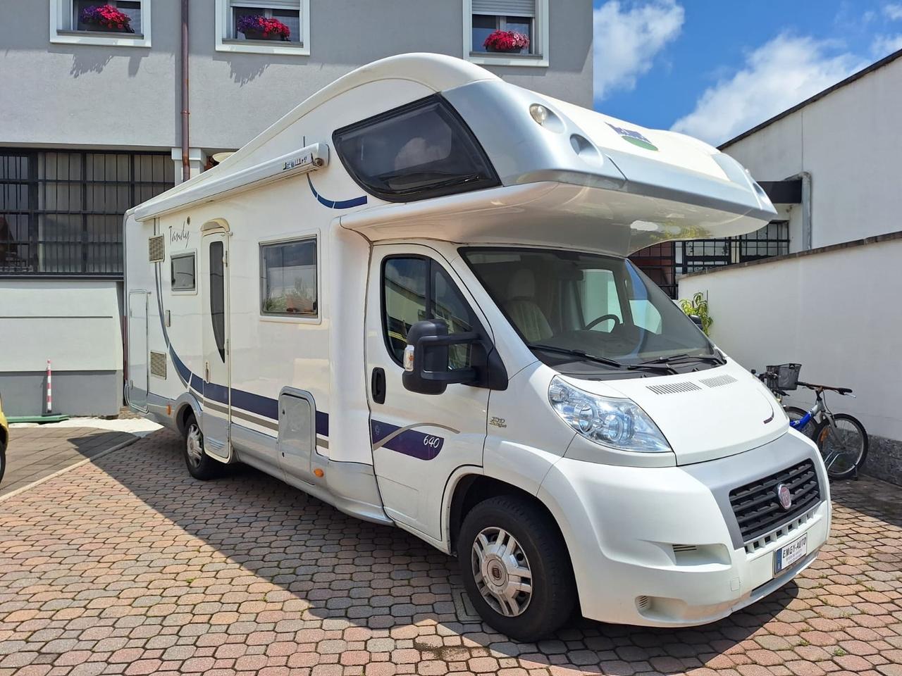 CAMPRE - Fiat Ducato 2.3 d. 130cv. 54.000km. Euro 4 bb.