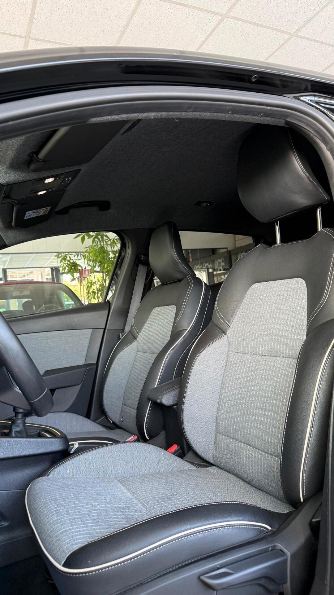 Renault Clio TCe 90 CV 5 porte Techno