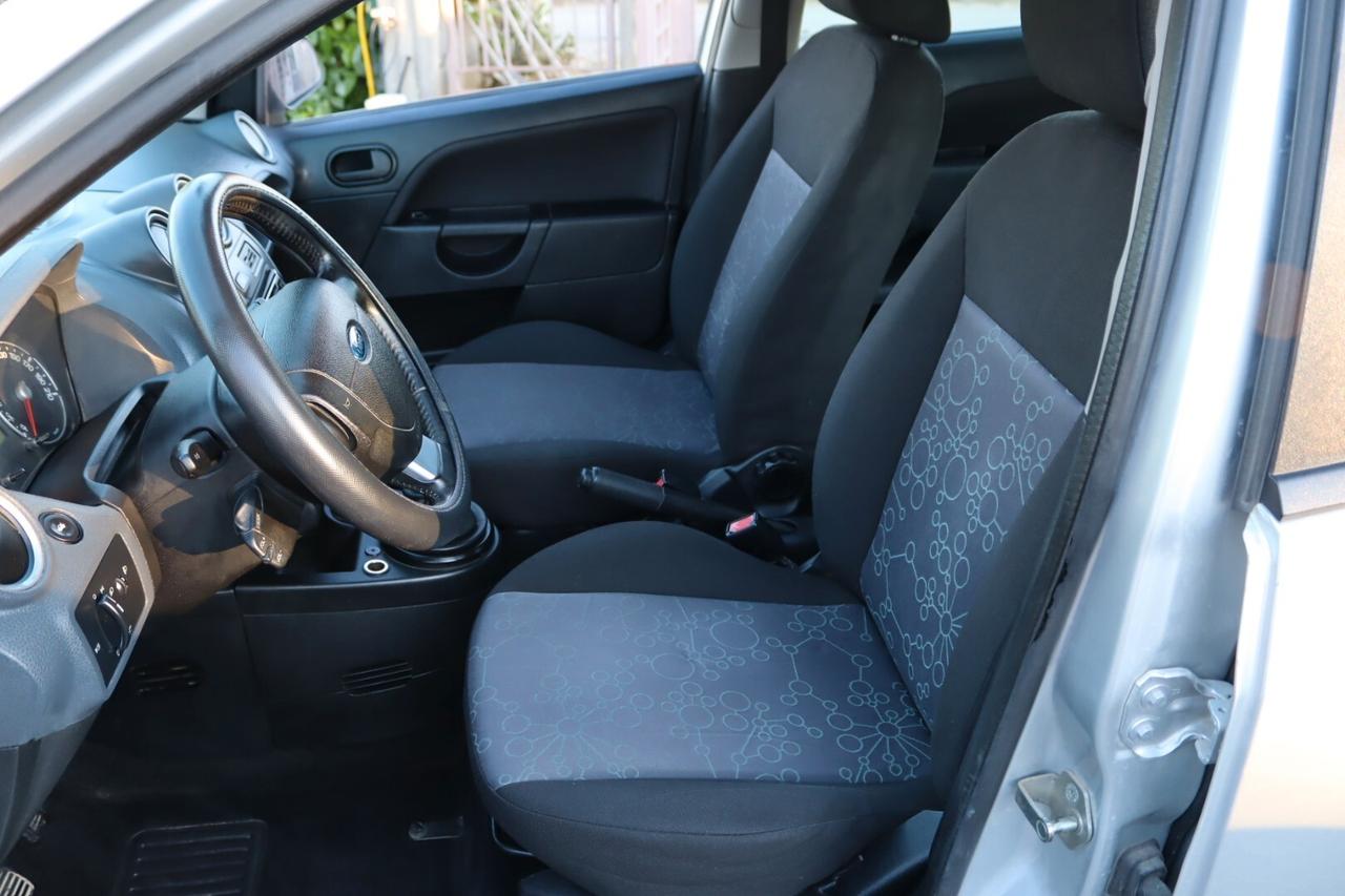 Ford Fiesta 1.4 TDCi 5p. Ghia