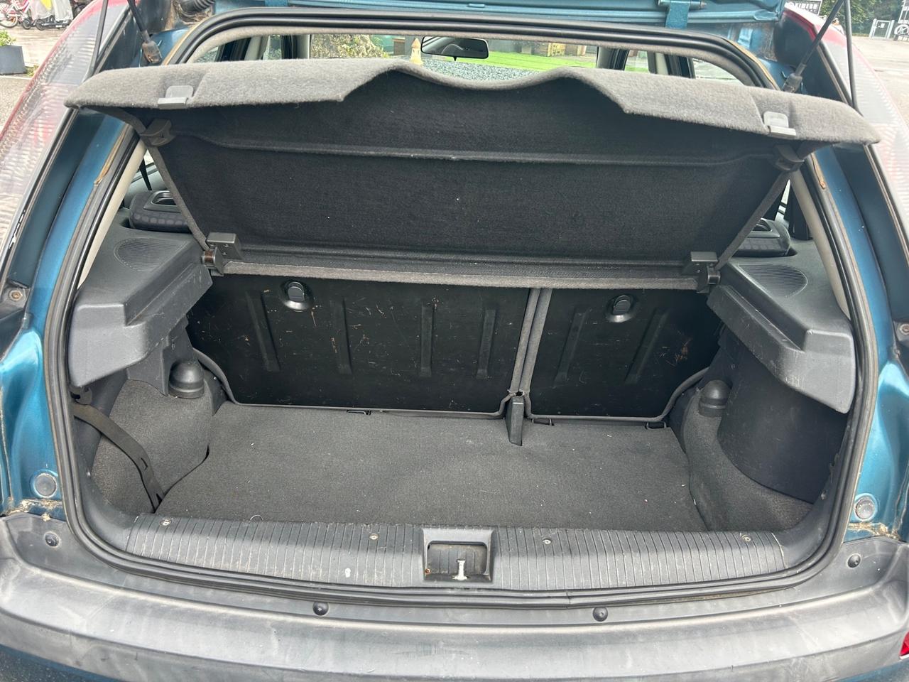 Opel Corsa 1.0i 12V cat 5 porte *Neo patentati *
