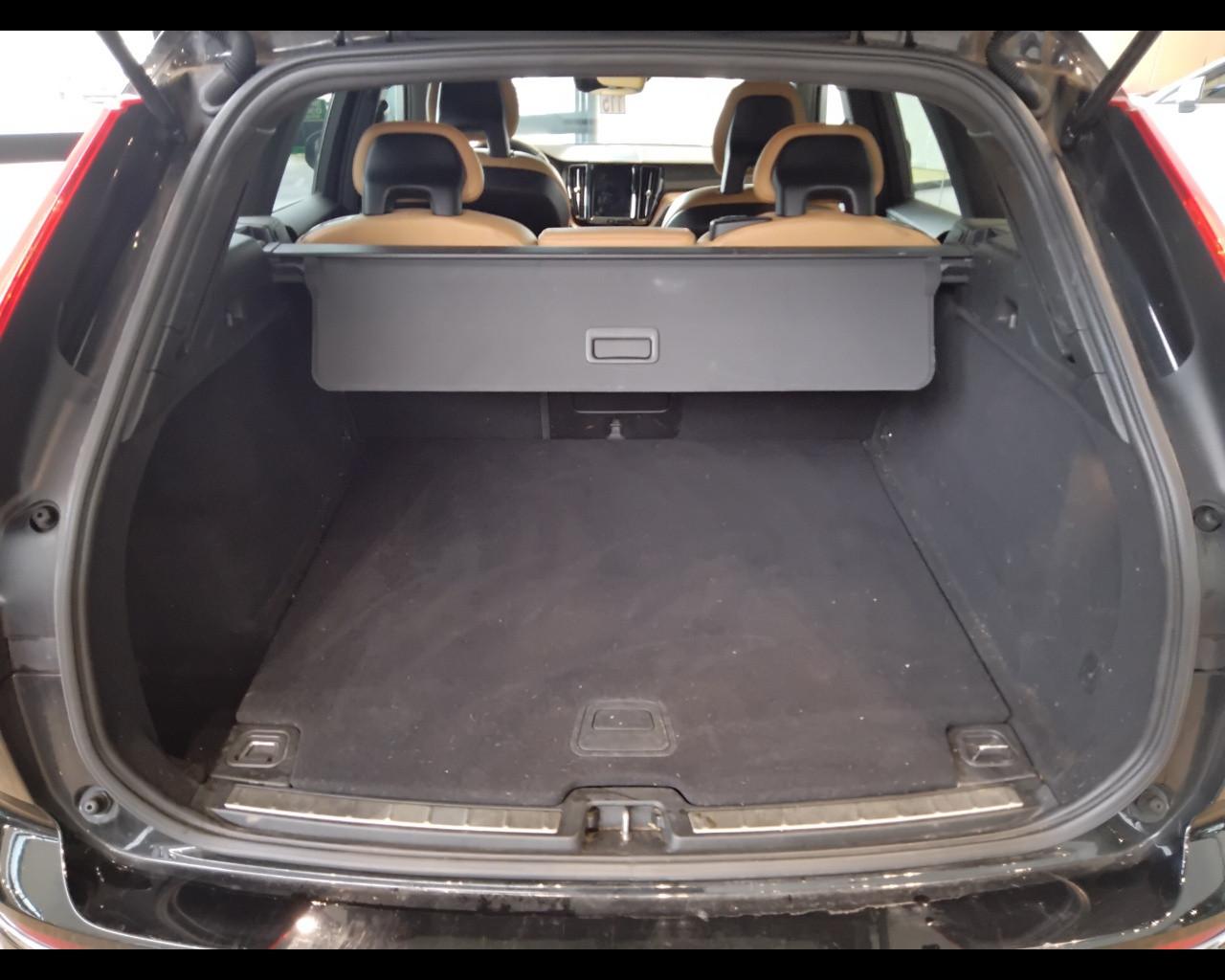 VOLVO XC60 II 2018 - XC60 2.0 d4 Inscription awd geartronic