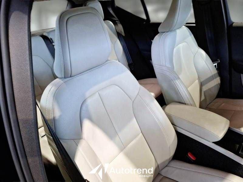 Volvo XC40 Recharge T4 129+82 CV Recharge Plug-in Hybrid Inscription