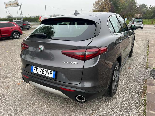 ALFA ROMEO Stelvio 2.2 Turbodiesel 210 CV SOLO COMMERCIANTI