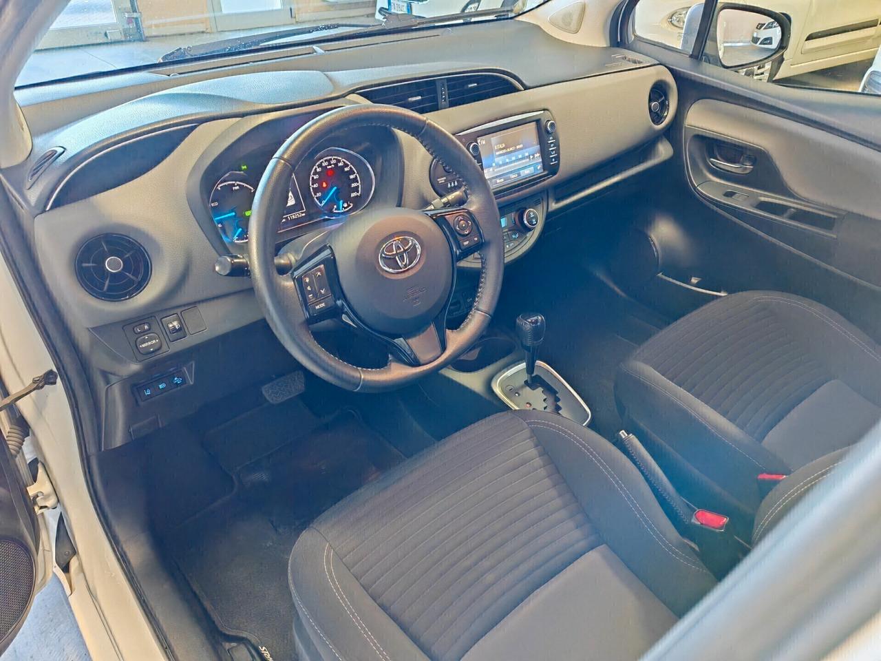Toyota Yaris 5p 1.5 hybrid AUTOCARRO N1 4posti più IVA uniprop