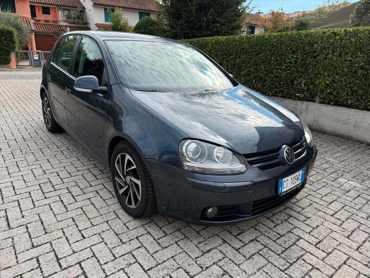 Volkswagen Golf 2.0 TDI Sportline + TETTO