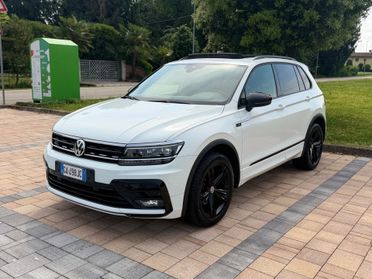 Volkswagen Tiguan 2.0 TDI R-Line SCR 4MOTION Advanced BlueMotion Technology