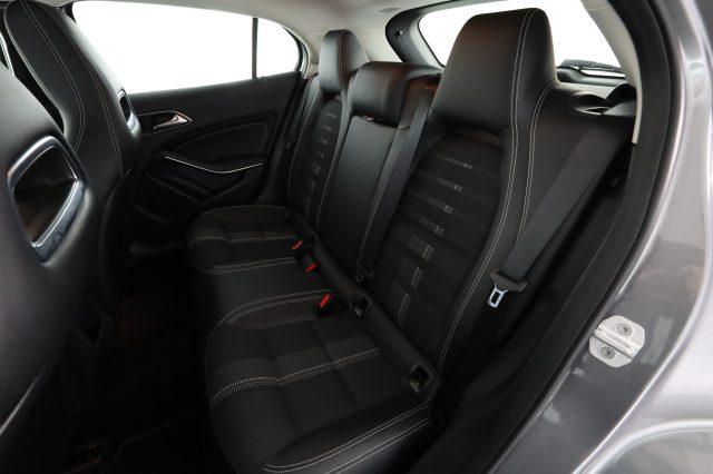 MERCEDES-BENZ CLA sse GLA GLA 180 Sport