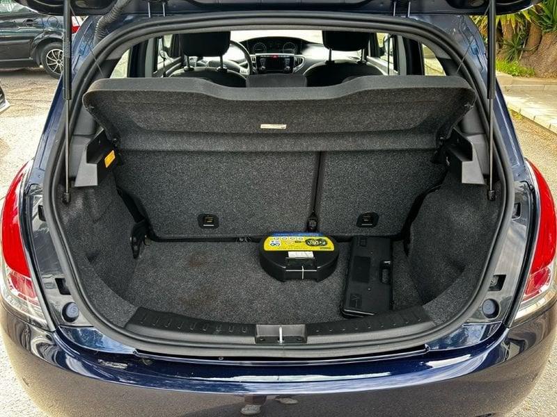 Lancia Ypsilon 5 Porte 1.2 69cv Platinum S&S