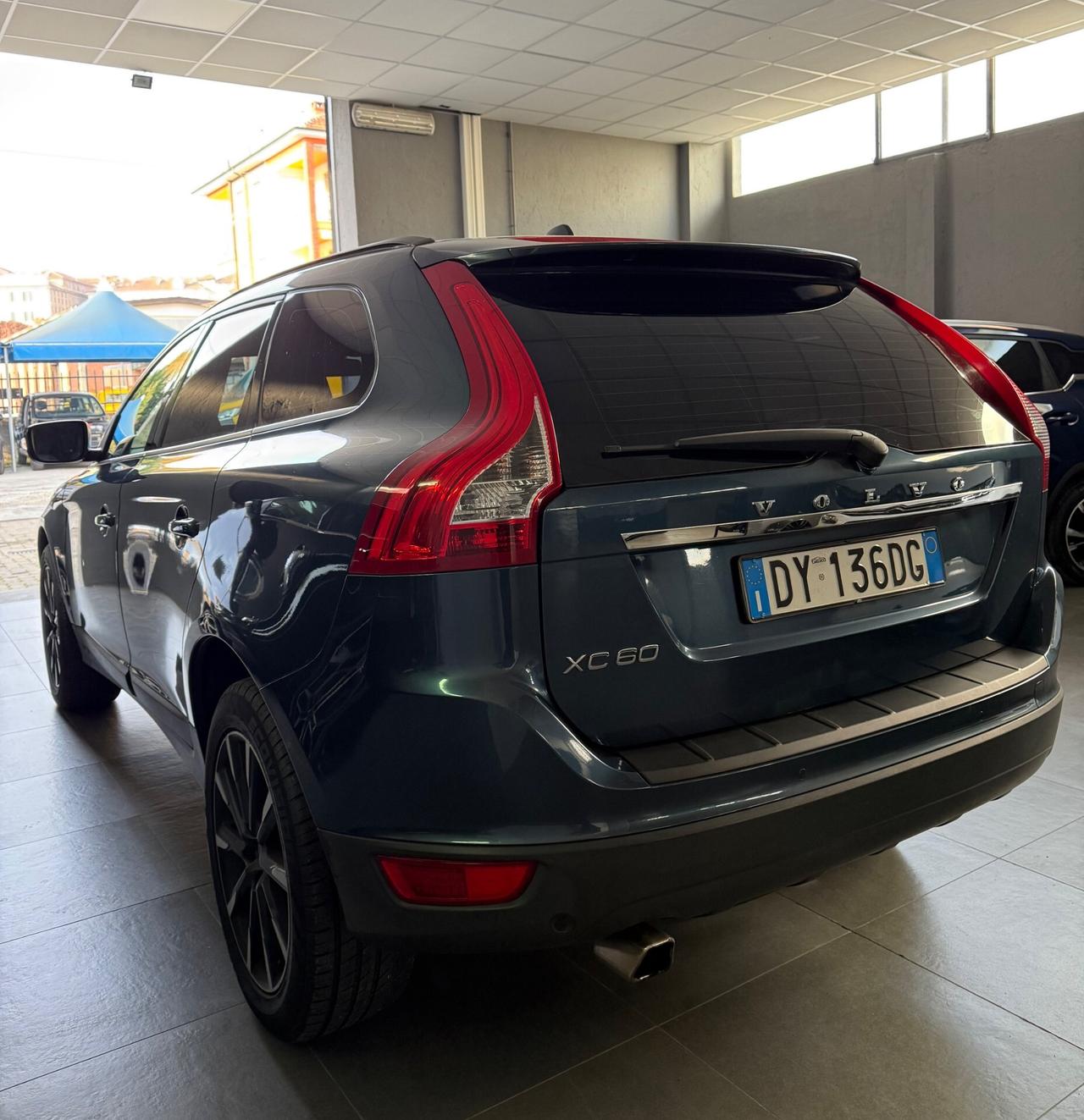 Volvo XC 60 2.4 D5 Summum
