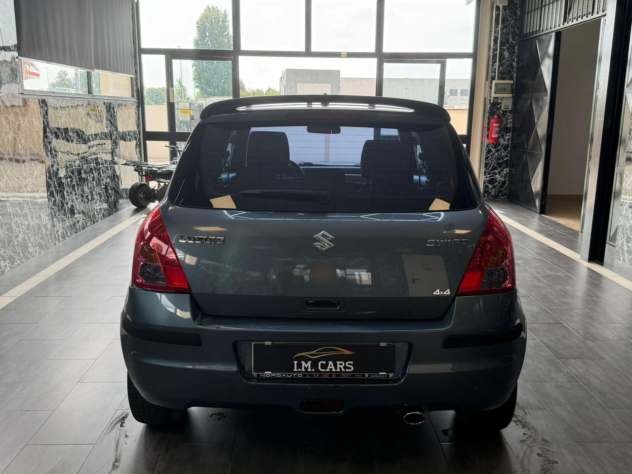 Suzuki Swift 1.3 4x4 5p. GL