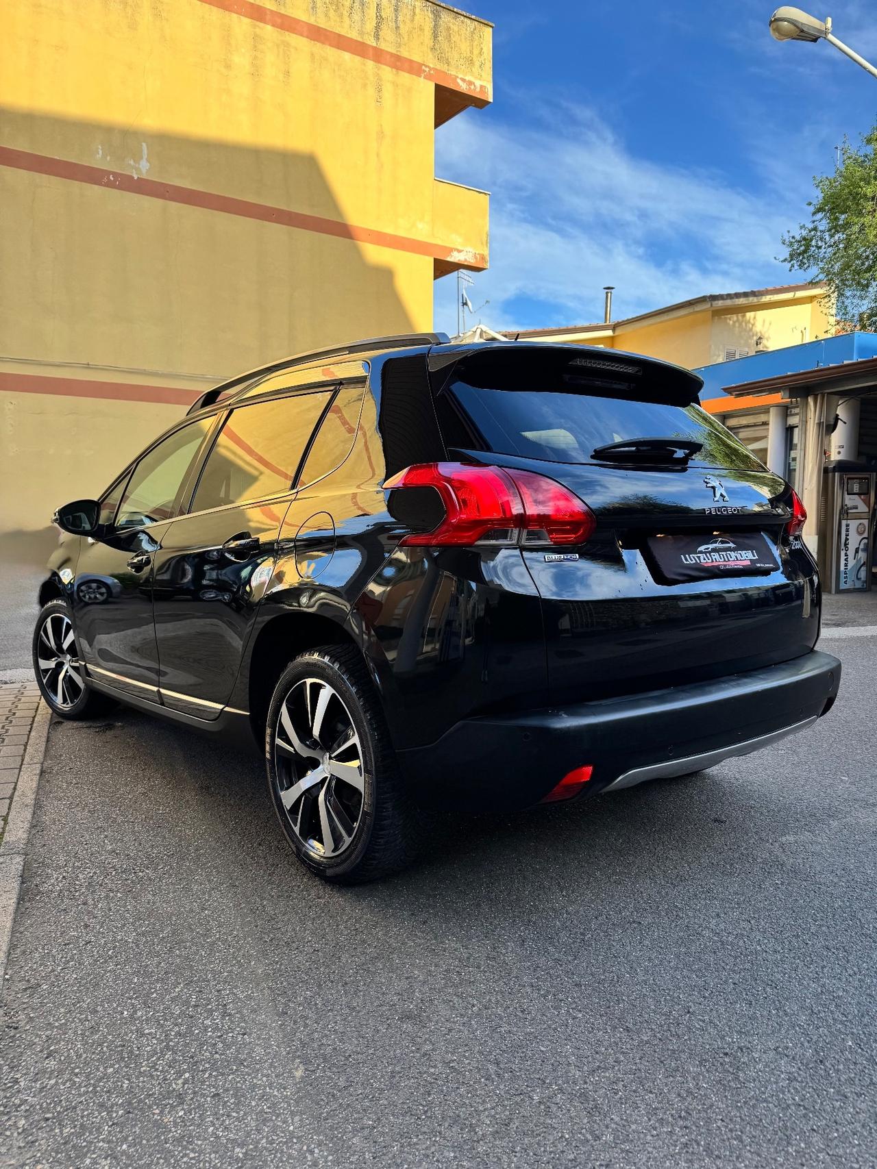 Peugeot 2008 BlueHDi 100 Allure