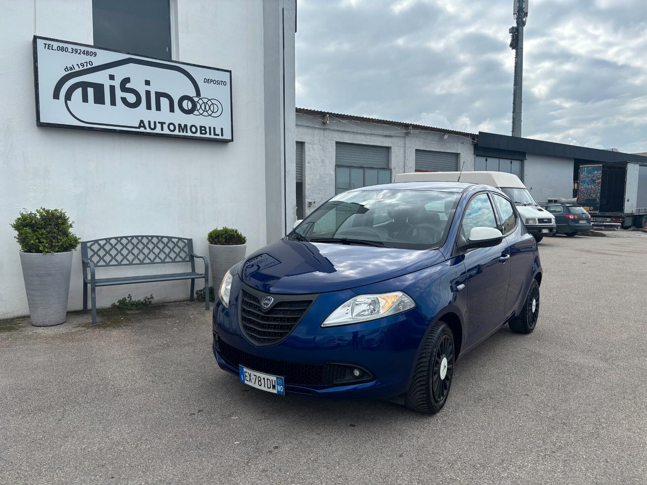 Lancia Ypsilon 1.2 69 CV 5 porte Elefantino