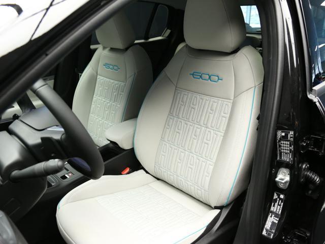 FIAT 600 Hybrid 145 CV DCT MHEV La Prima II