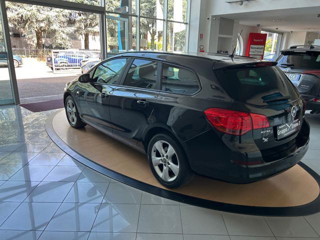 OPEL Astra 1.7 CDTI 110CV Sports Tourer Cosmo