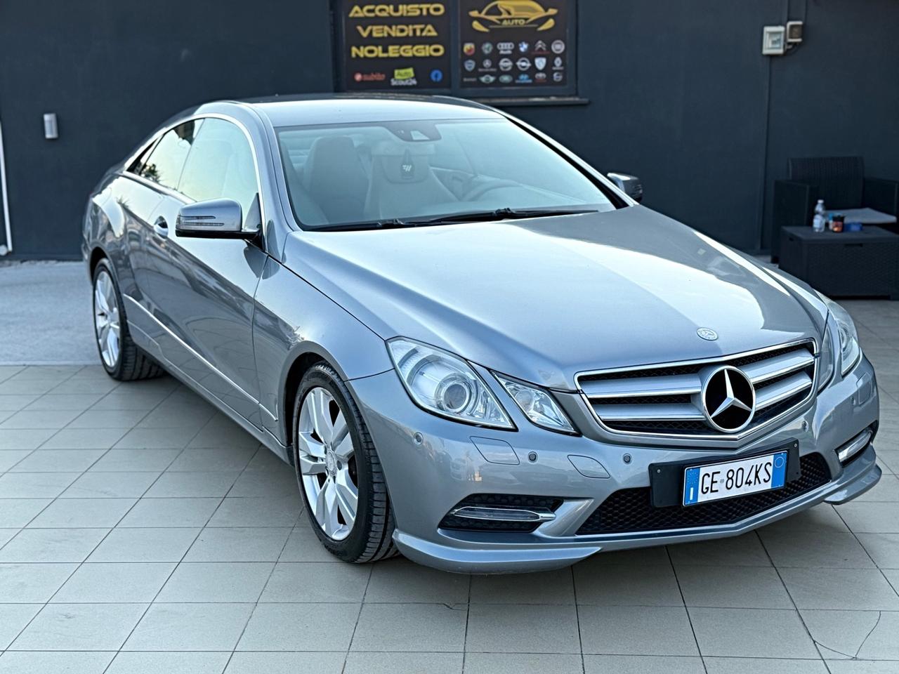 Mercedes-benz E 220 E 220 CDI BlueEFFICIENCY Avantgarde AMG