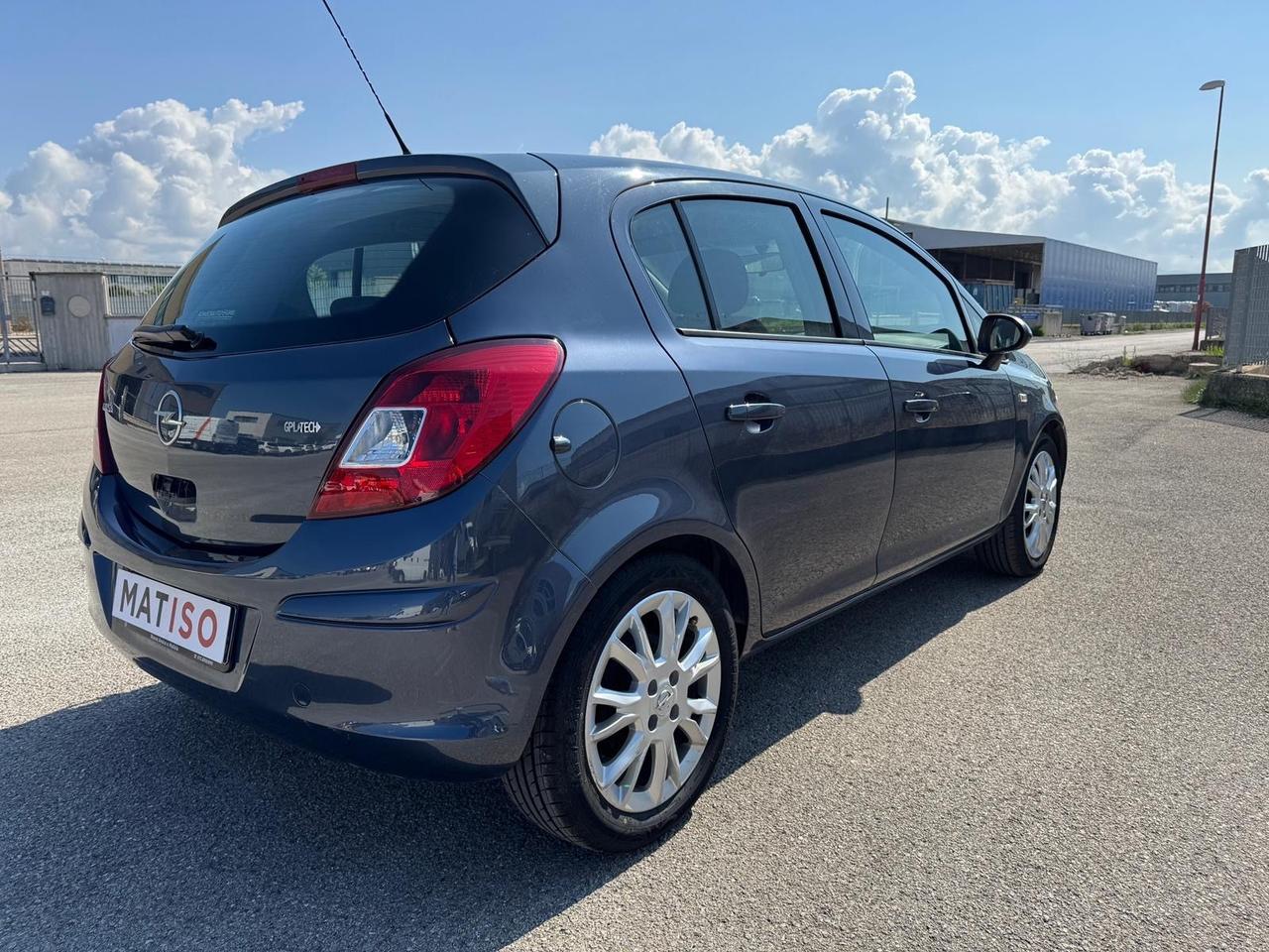 Opel Corsa 1.2 5p GPL-TECH