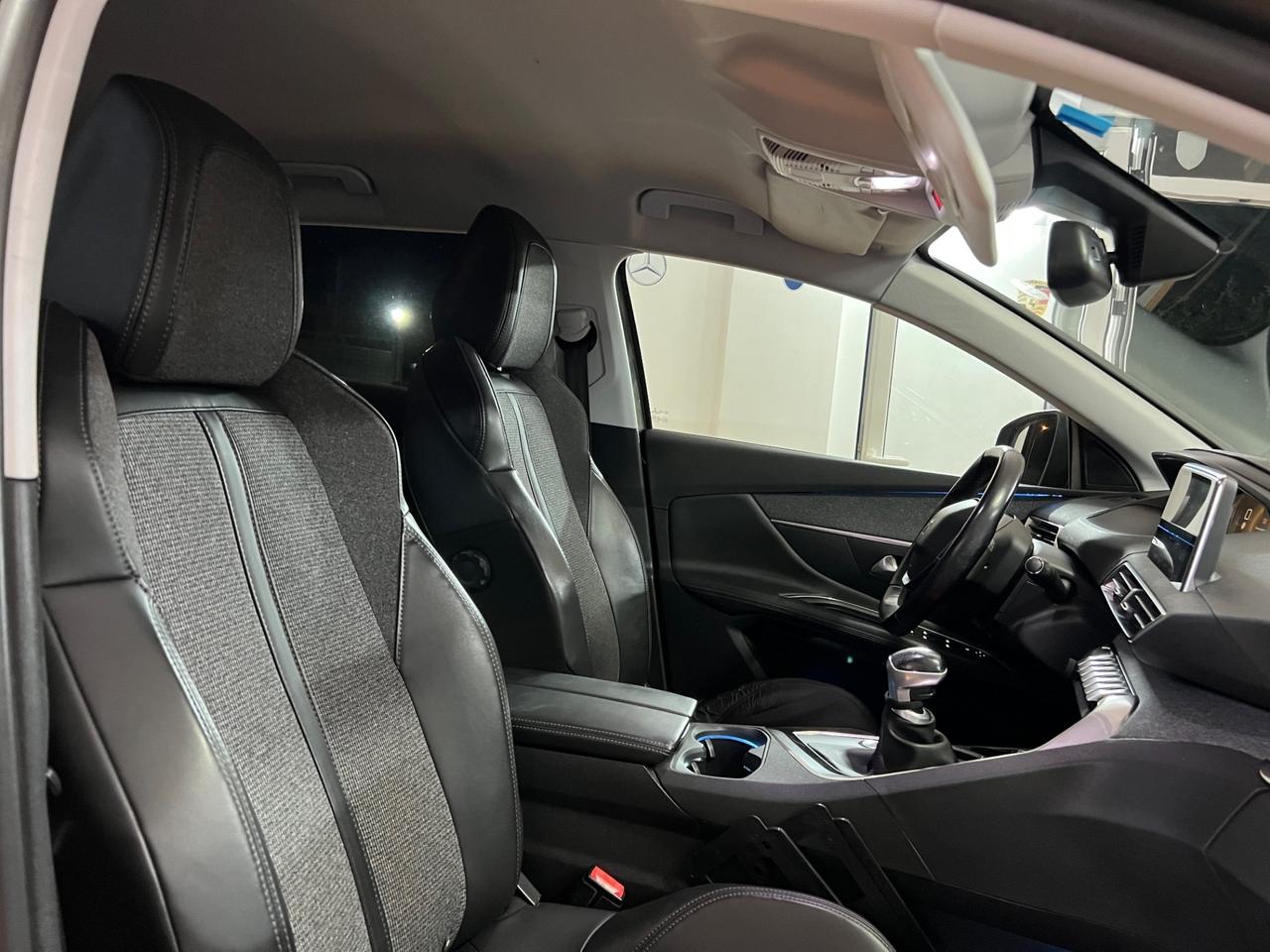 Peugeot 3008 BlueHDi 120 S&S Allure
