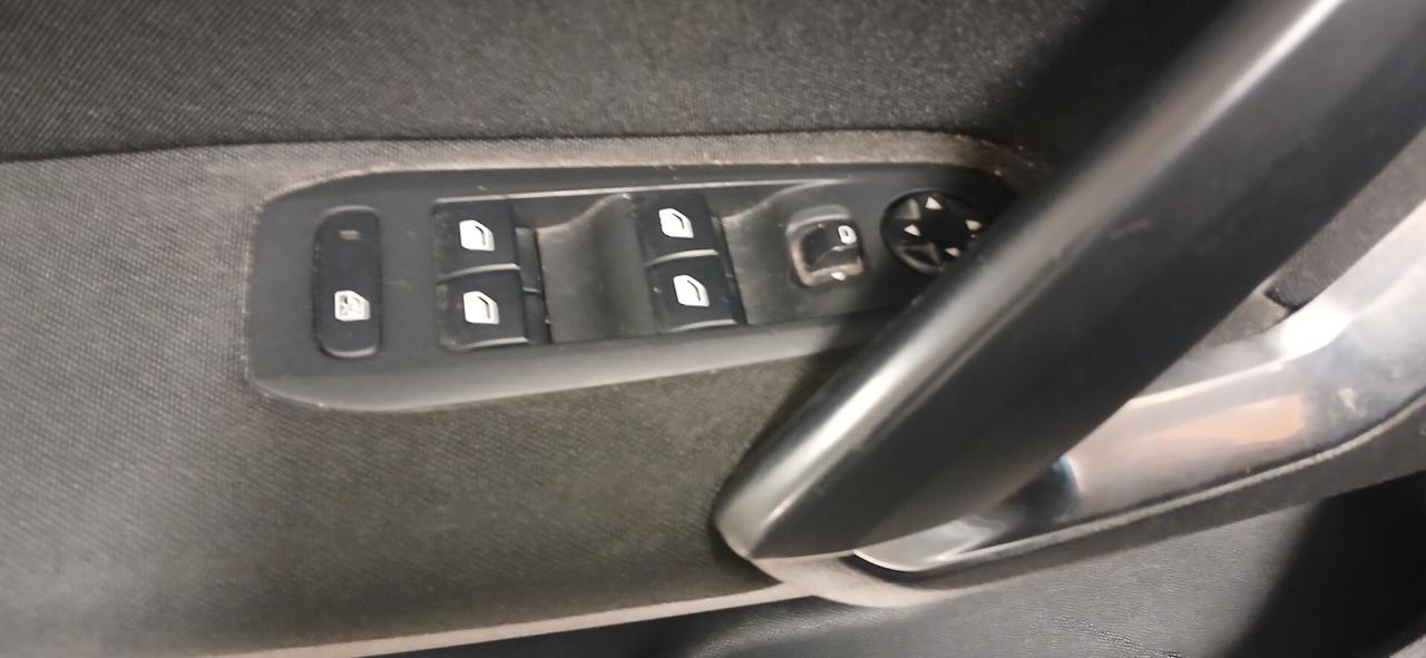 Peugeot 308 1.6 hdi s.w. neopatentati