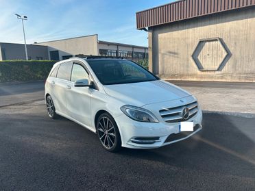 Mercedes-benz B 180 CDI BlueEFFICIENCY Premium ok neopatentati