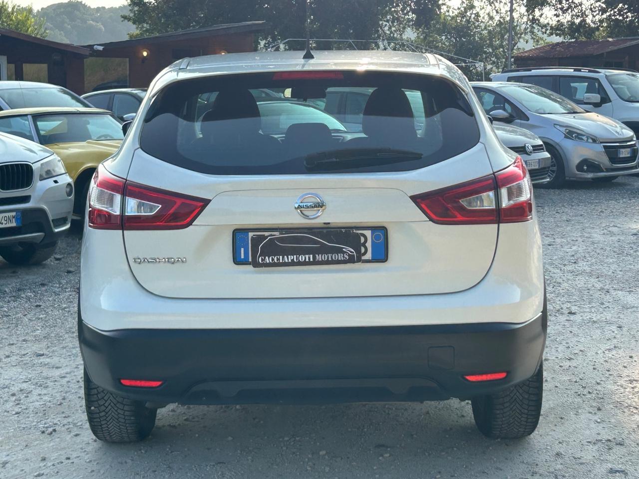 Nissan Qashqai 1.5 dCi N-Vision neopatentati permute