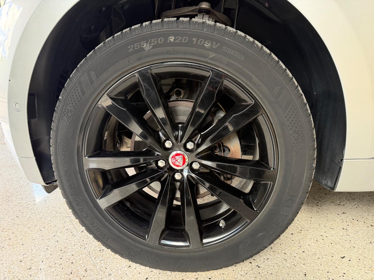 Jaguar F-Pace 2.0 R-Sport MOTORE 0Km fatturato