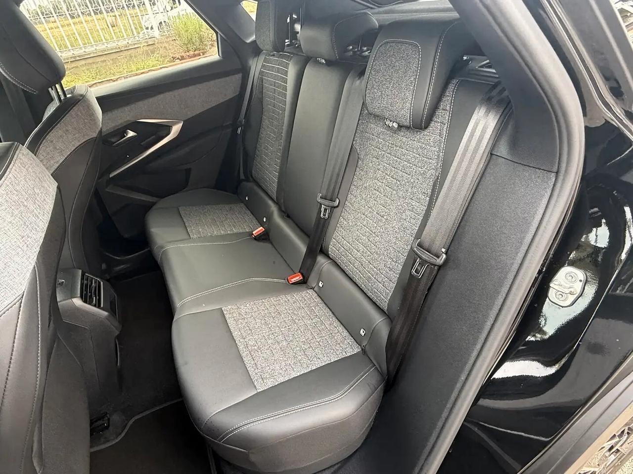 Peugeot 3008 Hybrid 145 e-DCS6 Allure
