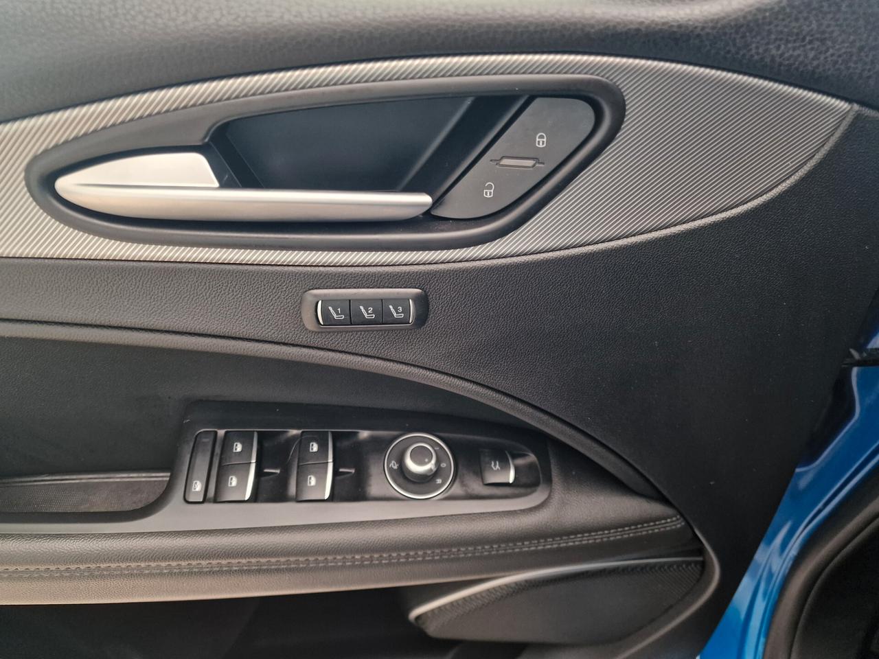 Alfa Stelvio 210 CV Veloce