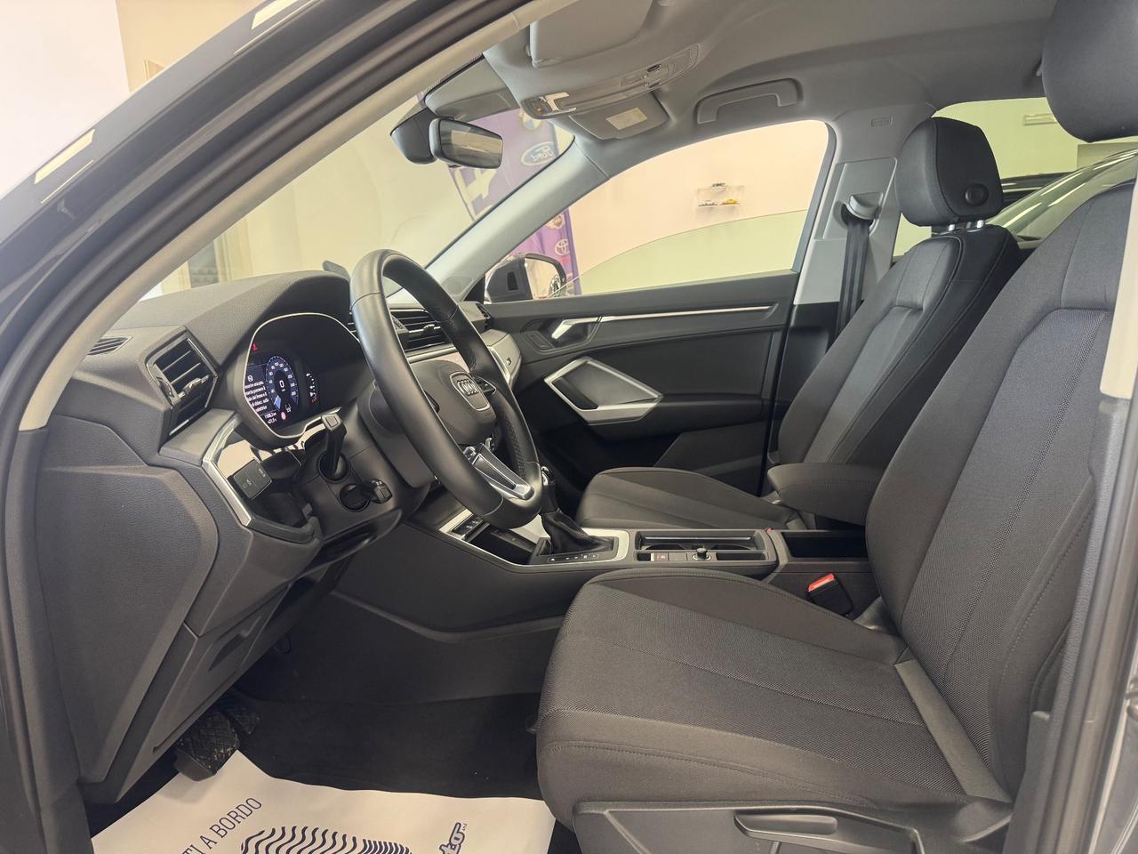 Audi Q3 35 TDI Business Advanced