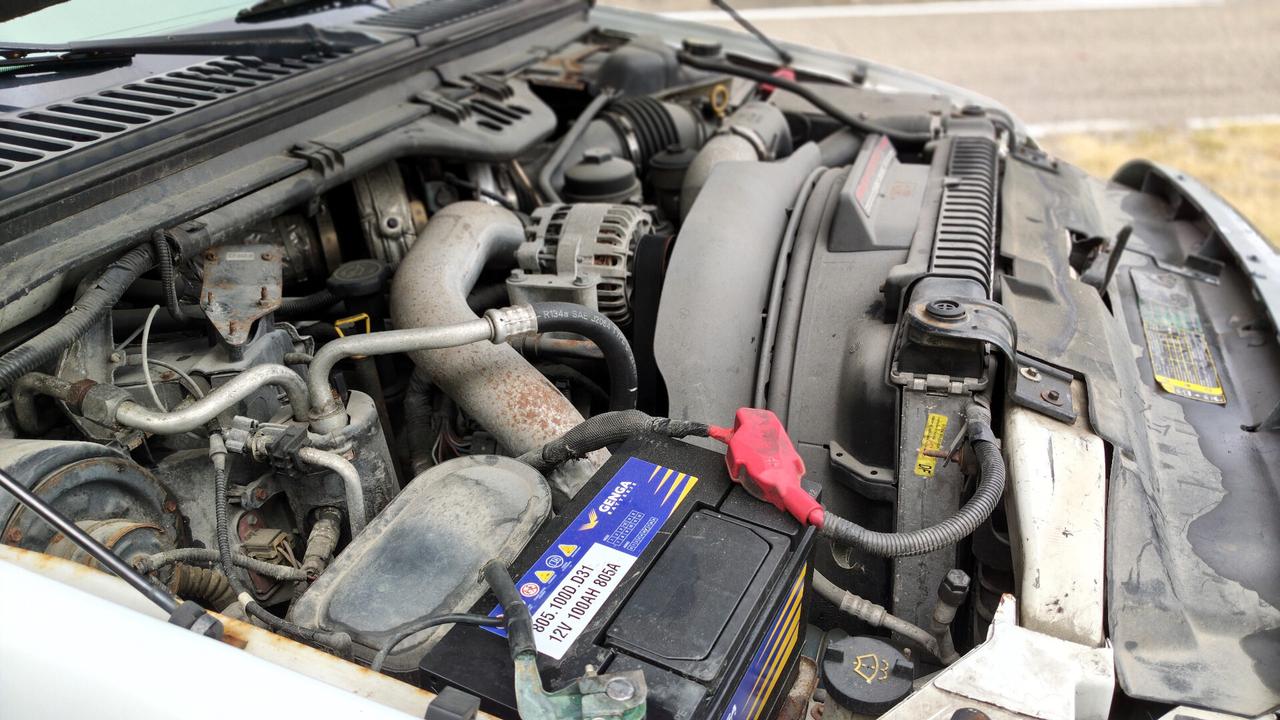 Ford F 350 6.0 TD 4x4 con Gancio