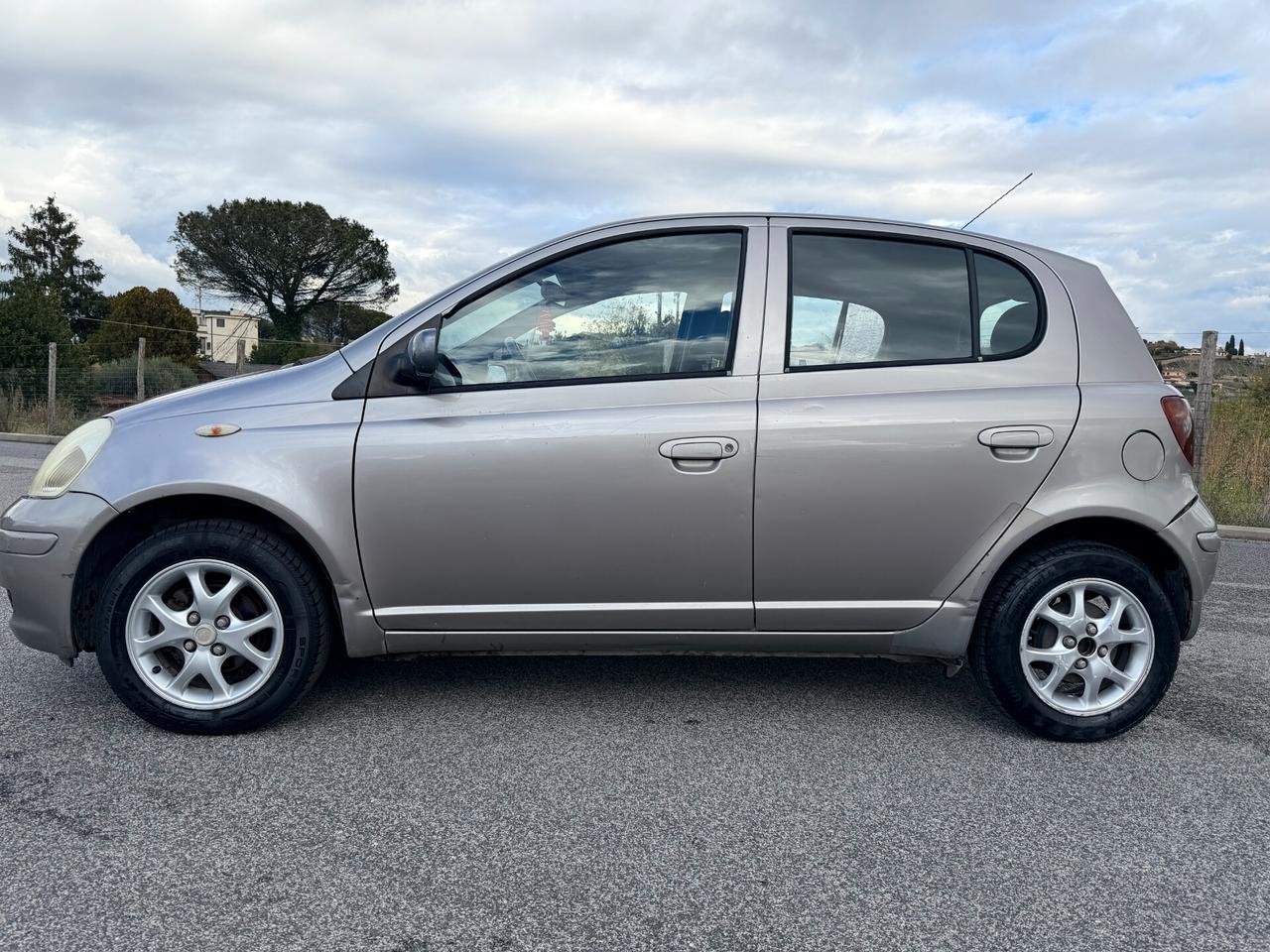 Toyota Yaris 1.4 tdi D-4D cat 5 porte