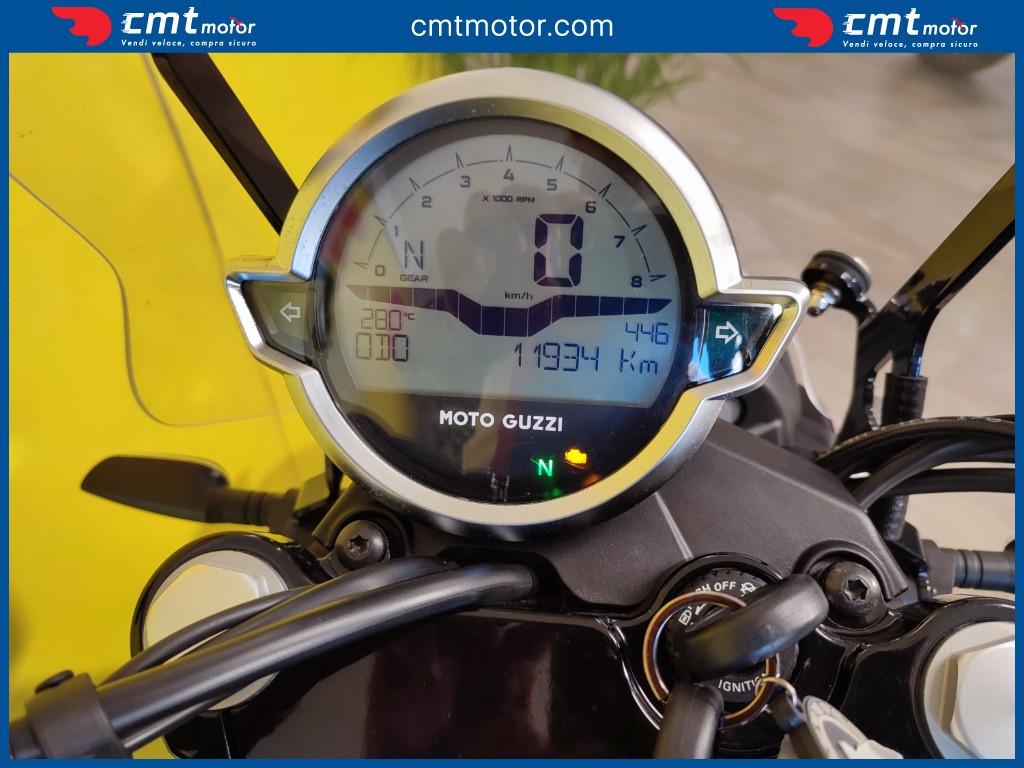 Moto Guzzi V7 - 2021