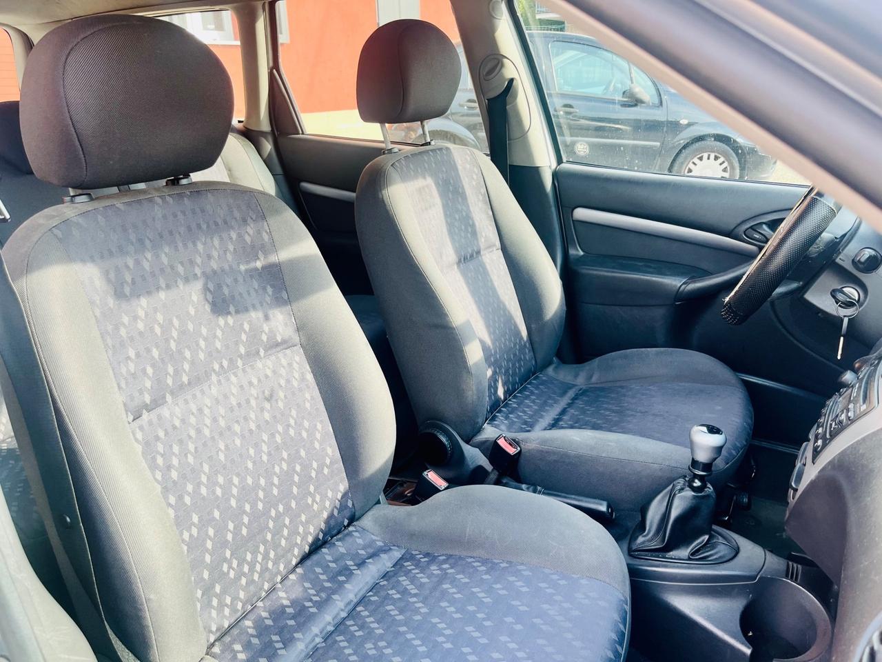 Ford Focus 1.8 TDDi cat SW Zetec