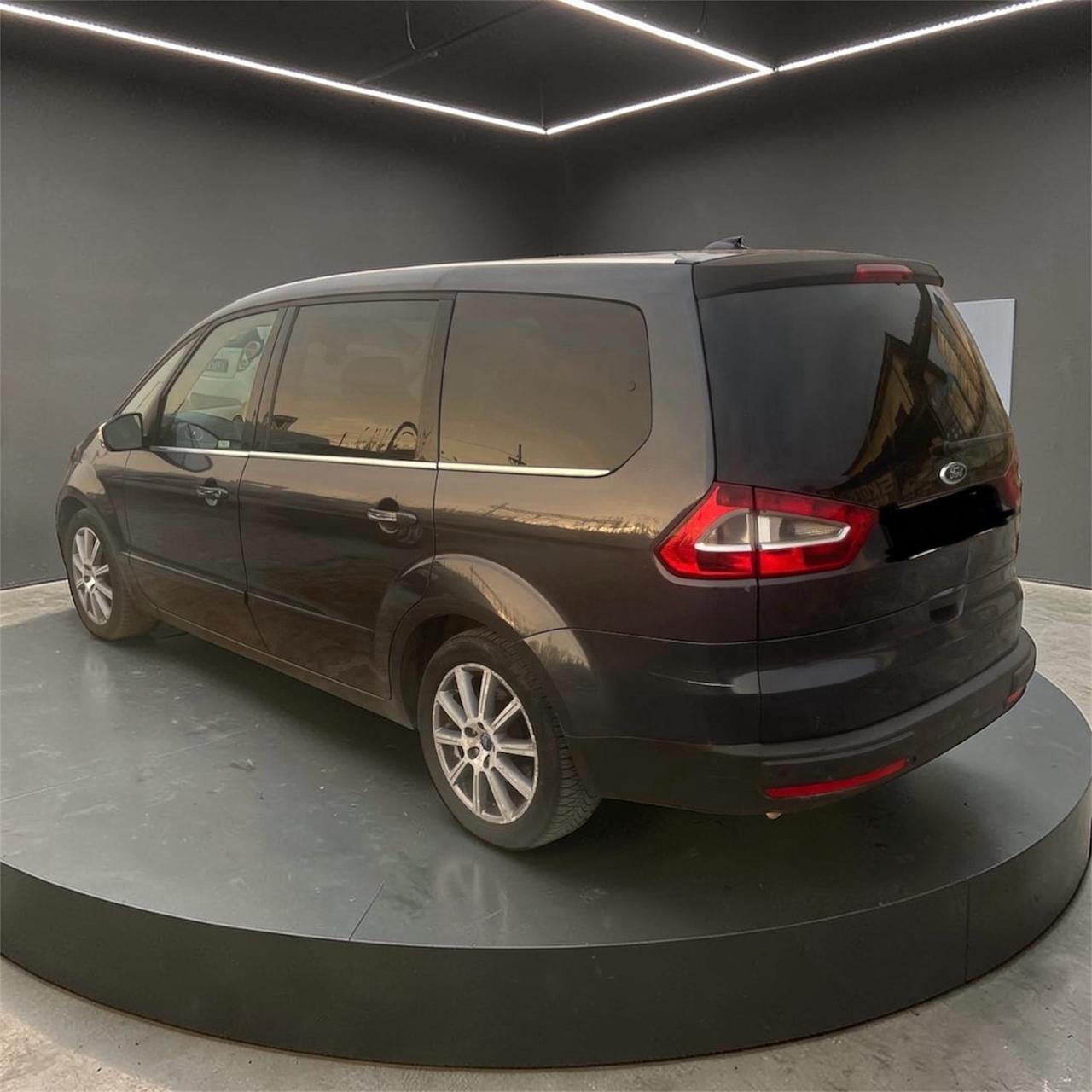 Ford Galaxy 2.0 TDCi 140 CV 6tr. Ghia DPF