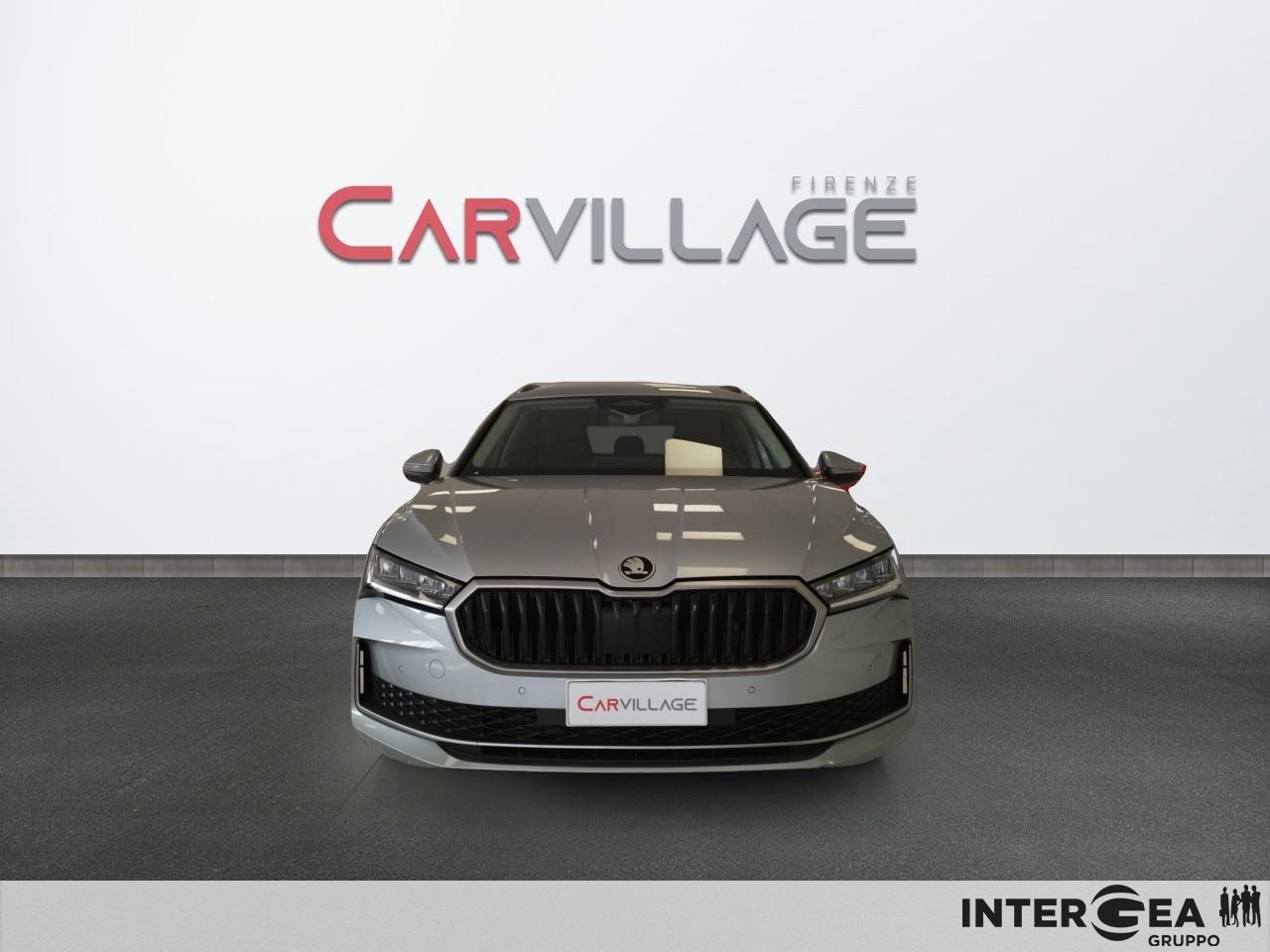 SKODA Superb Wagon 2.0 tdi Selection 150cv dsg