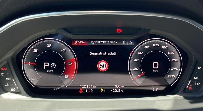 Audi Q3 SPB S Line interno ed esterno 2.0 TDI 150CV S-Tronic 35