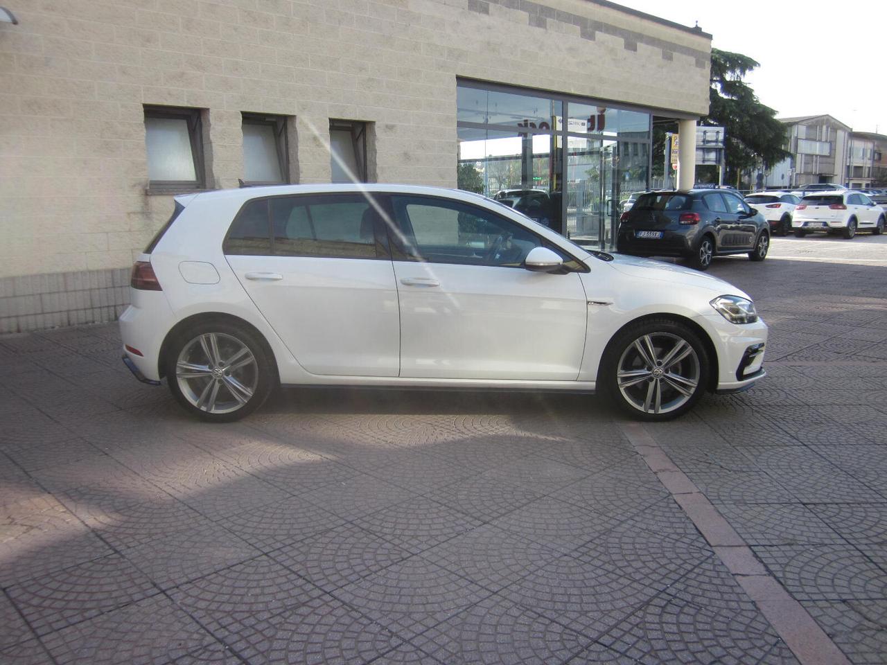 Volkswagen Golf 1.6 TDI 115 CV 5p. Sport BlueMotion R-LINE