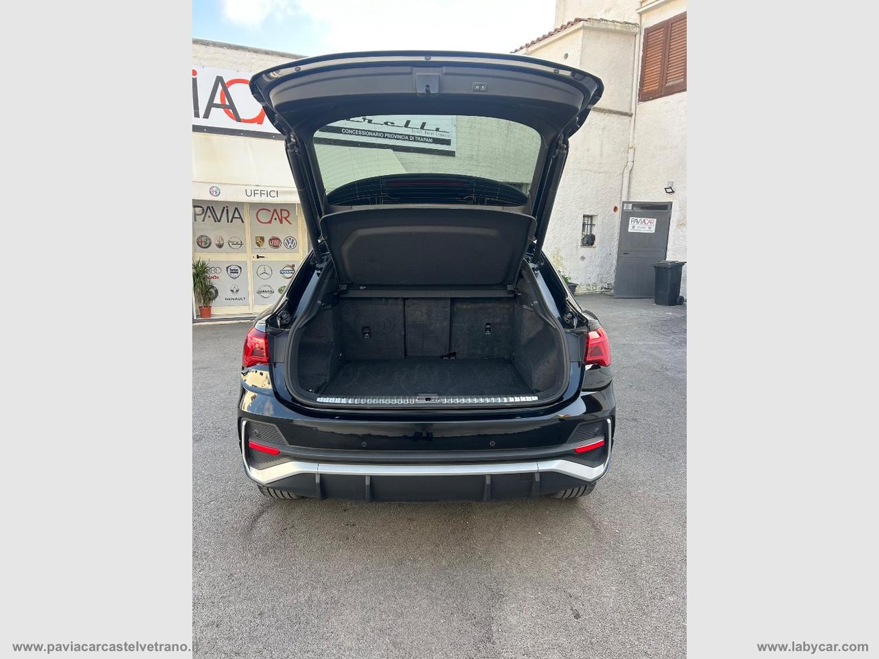 AUDI Q3 SPB 35 TDI S tronic Identity Black