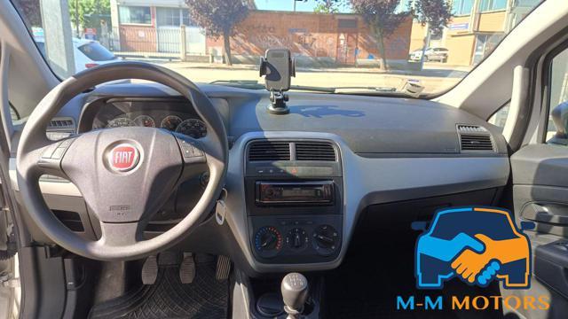 FIAT Punto 1.2 8V 5 porte Street "PERFETTA"