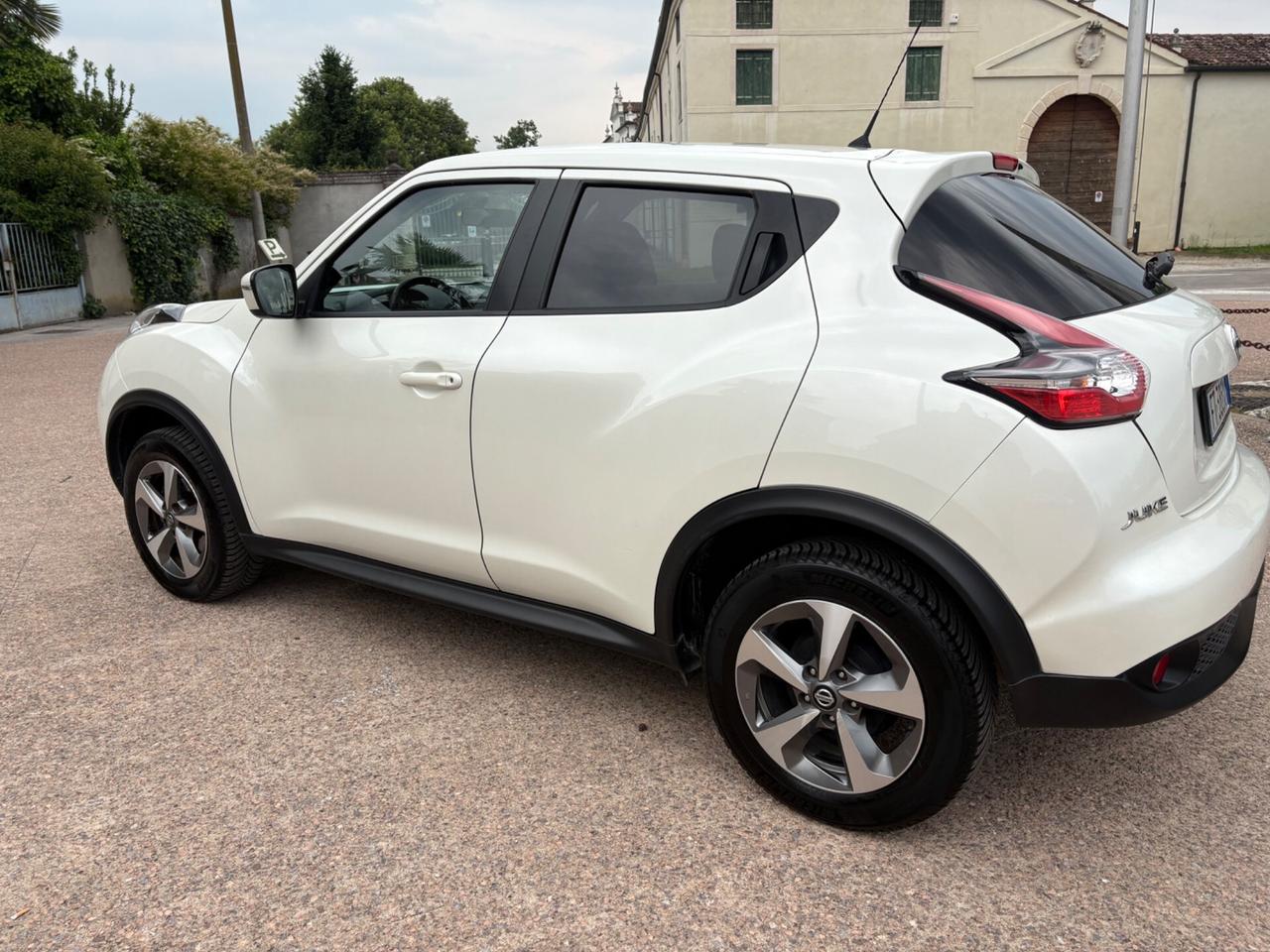 Nissan Juke 1.6 benzina GPL anno 2019 km 73000