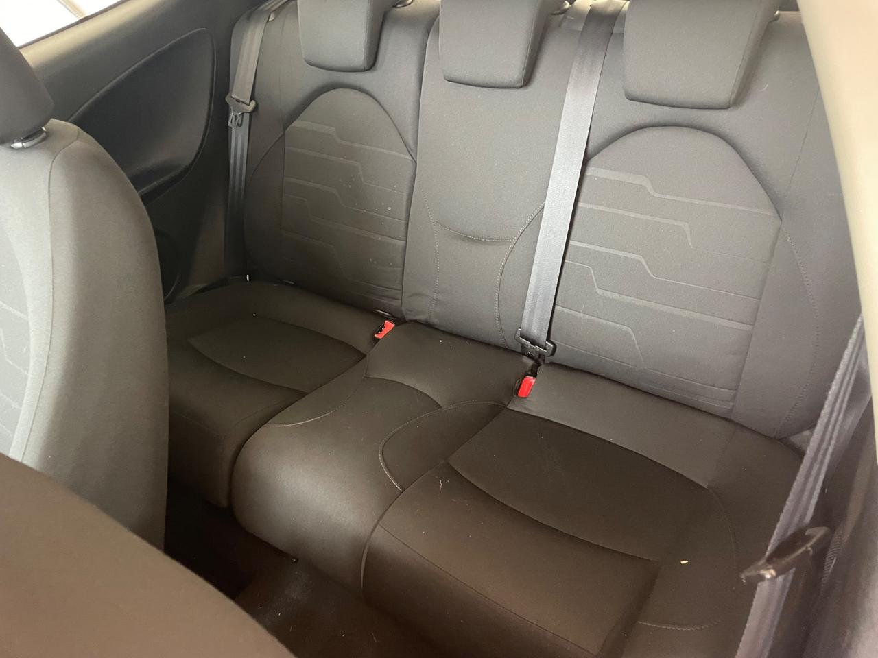 Alfa Romeo MiTo 1.3 JTDm-2 95 CV S&S Distinctive Sport Pack