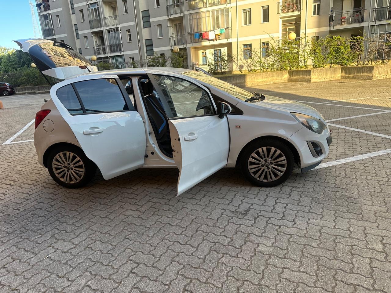 Opel Corsa 1.2 85CV 5 porte GPL-TECH Edition