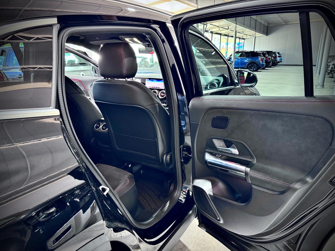 Mercedes-Benz GLA 200 d 150CV Premium AMG